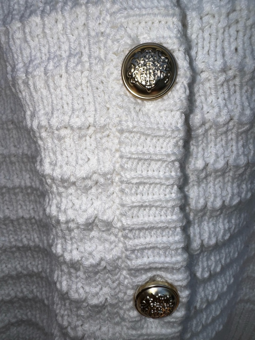 HOUSE OF STYLE White Cable Knit Button-Up Vest Tank Top Gold Buttons XSmall NWT - Picture 4 of 10